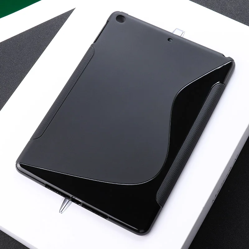 Black Silicone Case For iPad 9.7 2017 2018 Case Soft TPU Tablet Cover Absorption A1822 A1823 A1893 A1954 Slim Bumper Capa
Black Silicone Case For iPad 9.7 2017 2018 Case Soft TPU Tablet Cover Absorption A1822 A1823 A1893 A1954 Slim Bumper Capa