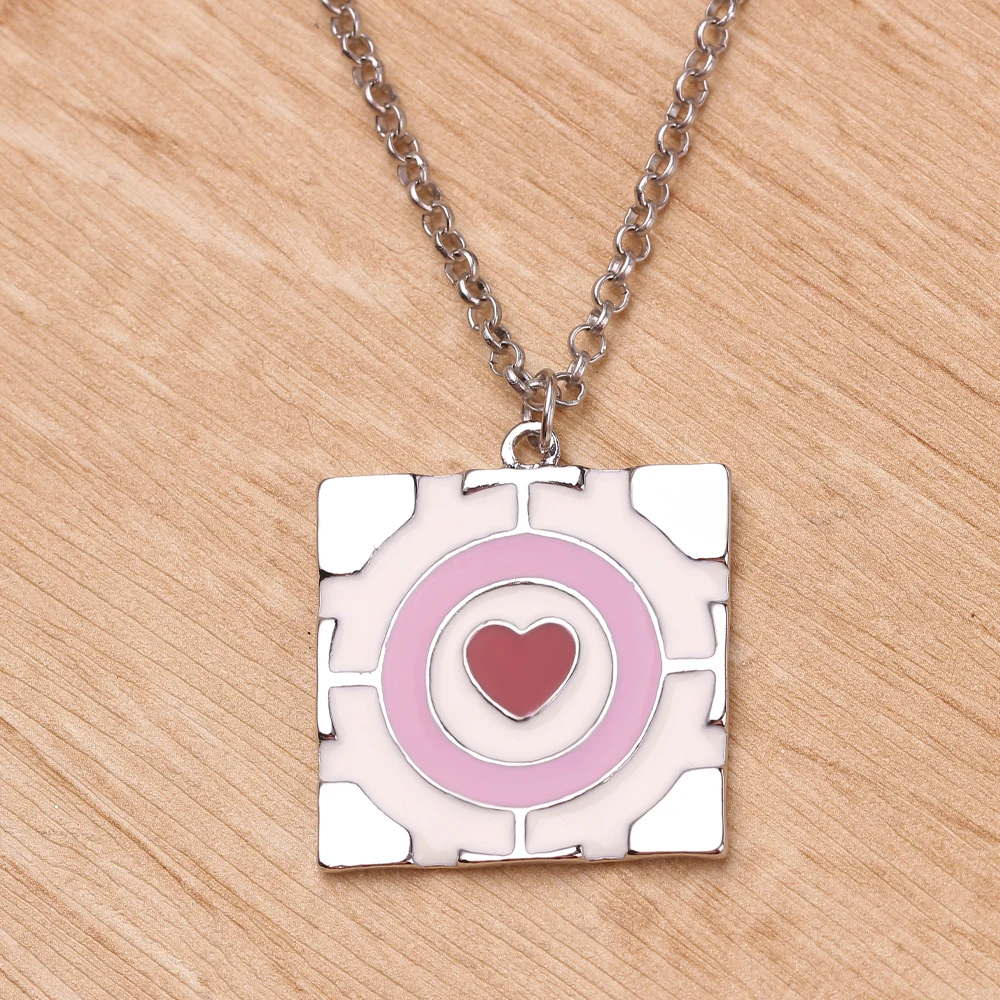 Розовая цепочка в виде сердца ожерелье из сплава Portal Companion Cube кулон фильма