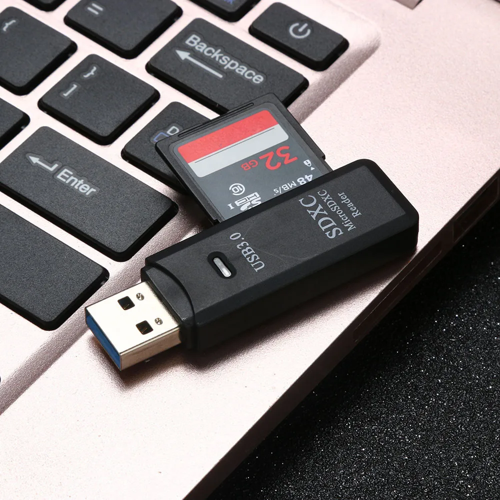 Ultra High Speed 2 in 1 USB 3.0 Memory Flash mobile phone Adapter Micro SD SDXC for Windows 10 8 7 ME 2000 XP Vista
Ultra High Speed 2 in 1 USB 3.0 Memory Flash mobile phone Adapter Micro SD SDXC for Windows 10 8 7 ME 2000 XP Vista
