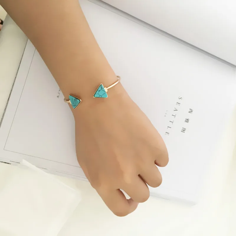 M MISM New Fashion Women Bracelets Triangle Minimalist Bangles Classic Pulseira Feminina Retro Marbling Armbanden Voor Vrouwen
M MISM New Fashion Women Bracelets Triangle Minimalist Bangles Classic Pulseira Feminina Retro Marbling Armbanden Voor Vrouwen