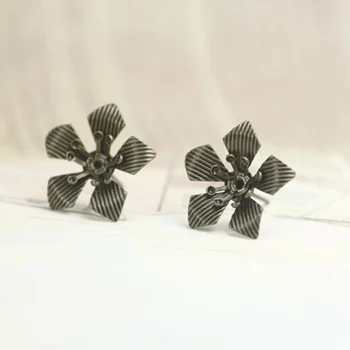 50pcs/lot 16mm Copper Antique Bronze Studs Earring Accessory DIY Earrings Jewelry Finding
50pcs/lot 16mm Copper Antique Bronze Studs Earring Accessory DIY Earrings Jewelry Finding