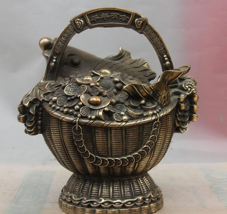 China Bronze Copper Fengshui Auspicious Yuanbao Wealth Money Basket Fish Statue
China Bronze Copper Fengshui Auspicious Yuanbao Wealth Money Basket Fish Statue