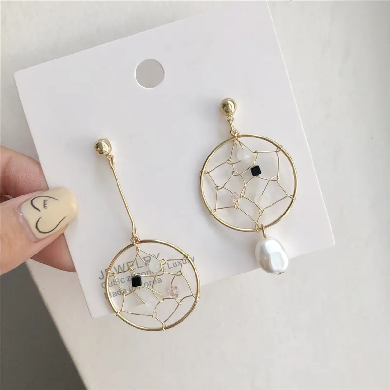 Korean Fashion Dream Asymmetric Clip Earrings Without Piercing Crystal Beads Round Earrings for Women 925 Silver Needle
Korean Fashion Dream Asymmetric Clip Earrings Without Piercing Crystal Beads Round Earrings for Women 925 Silver Needle