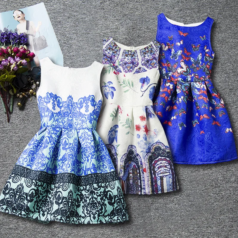 High quality new autumn girl dress Sleeveless retro print Princess dress Children dress 20 optional 8-14Years
High quality new autumn girl dress Sleeveless retro print Princess dress Children dress 20 optional 8-14Years