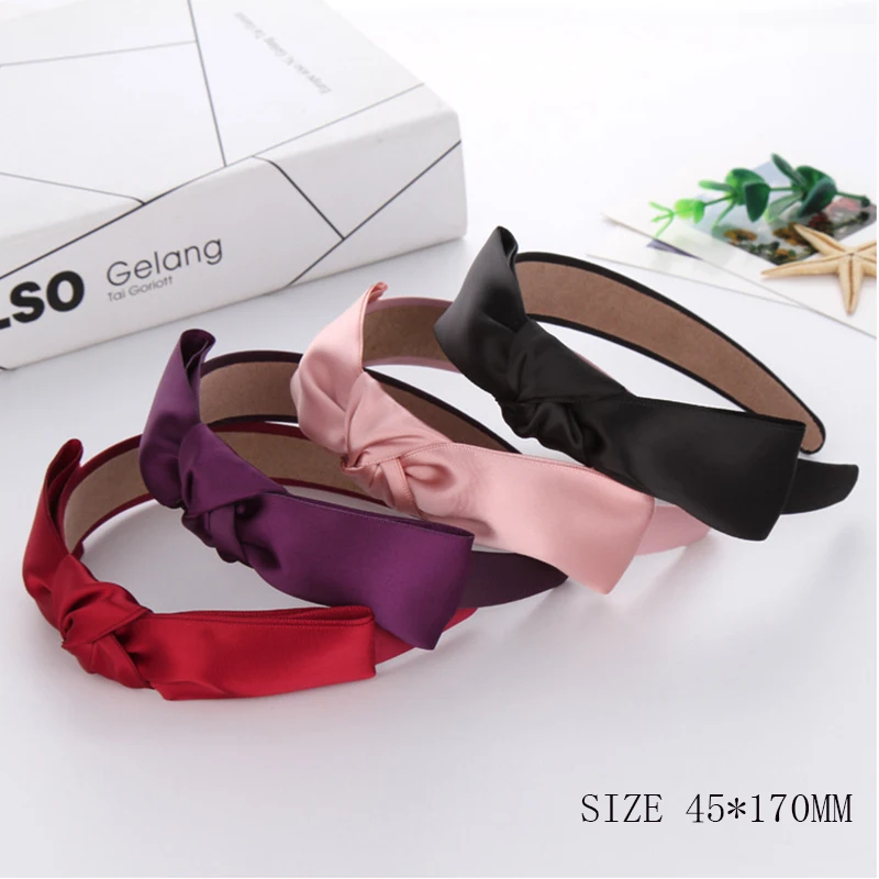 New 1pcs/set bow ribbon headband,sweet edge handmade boutique headband hair accessory,Girls lovely hair band headband
New 1pcs/set bow ribbon headband,sweet edge handmade boutique headband hair accessory,Girls lovely hair band headband