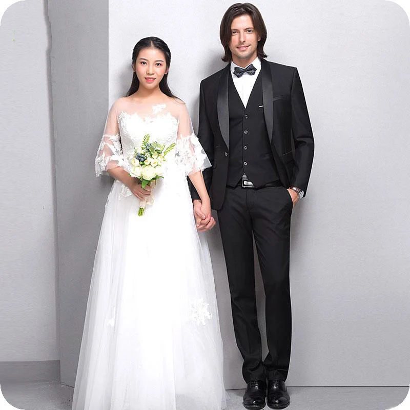 Vintage Black Men Suits for Wedding Slim Fit Groom Tuxedo Male Blazer Jacket Groomsmen Suit 3Piece Costume Homme Terno Masculino
Vintage Black Men Suits for Wedding Slim Fit Groom Tuxedo Male Blazer Jacket Groomsmen Suit 3Piece Costume Homme Terno Masculino