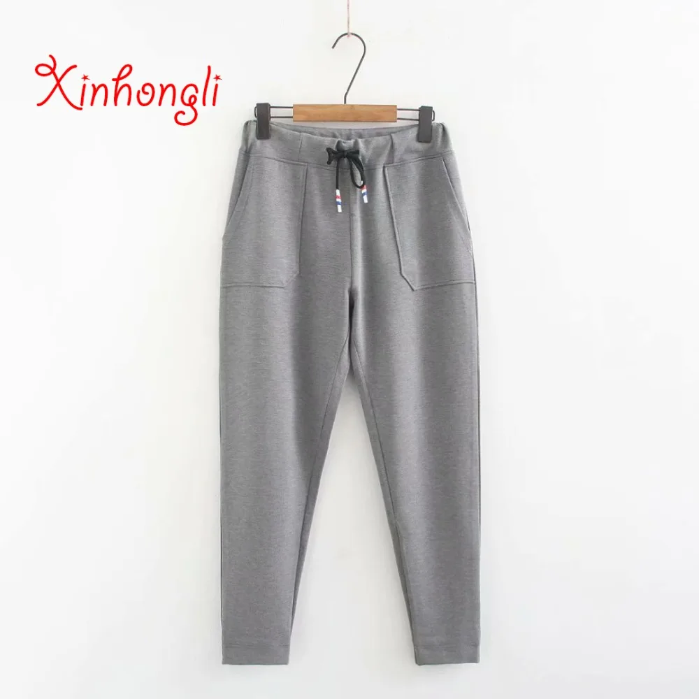 Plus size Drawstring Elastic waist pockets women loose pencil pants 2019 spring new casual ladies trousers female black gray
Plus size Drawstring Elastic waist pockets women loose pencil pants 2019 spring new casual ladies trousers female black gray
