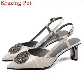 Krazing Pot high quality natural leather high heels buckle strap women pumps large size pointed toe metal decoration shoes L1f1
Krazing Pot high quality natural leather high heels buckle strap women pumps large size pointed toe metal decoration shoes L1f1