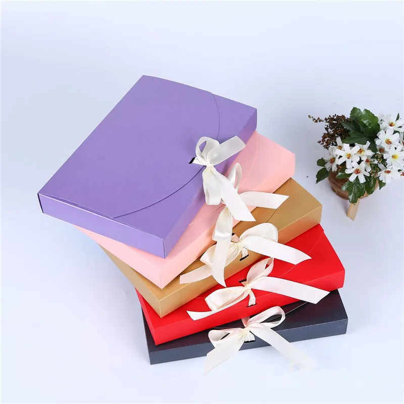 100pcs 26x17.5x3.5cm Large Gift Box Cosmetic Bottle Scarf clothing Packaging Color Paper Box with ribbon Underwear packing box
100pcs 26x17.5x3.5cm Large Gift Box Cosmetic Bottle Scarf clothing Packaging Color Paper Box with ribbon Underwear packing box