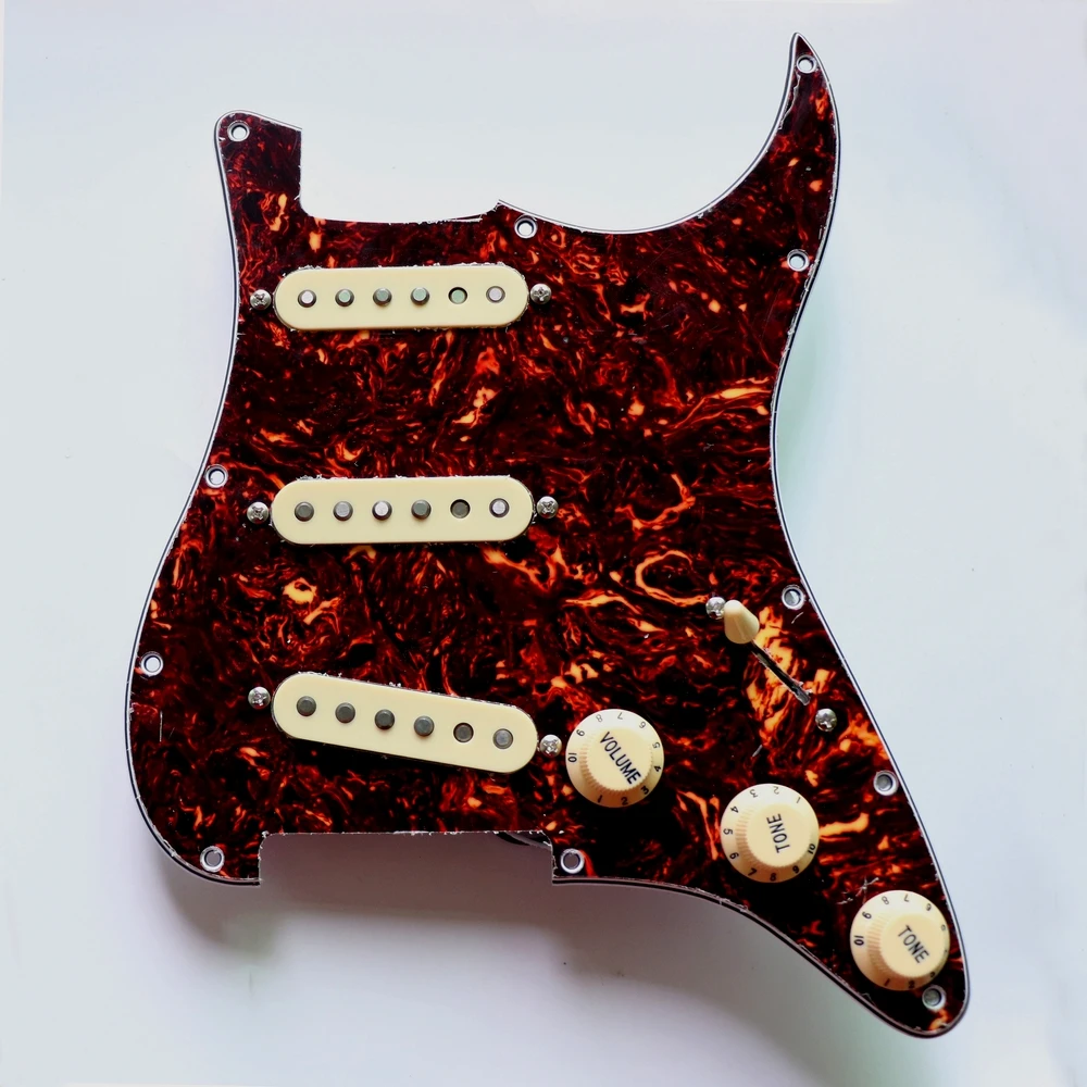 New Donlis Assembled tortoise ST guitar pickguard wired with 60's vintage Alnico 5 pickups guitar accessories guitarra
New Donlis Assembled tortoise ST guitar pickguard wired with 60's vintage Alnico 5 pickups guitar accessories guitarra