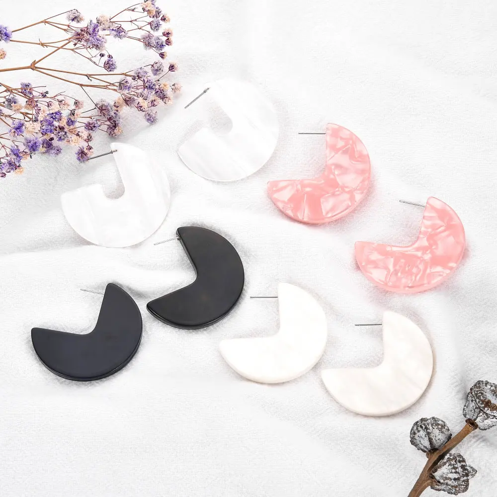 2018 Boho Stud Earrings Fashion White Pink Black Irregular Stud Earrings Pattern Simple Woman Earrings Acetate Harajuku
2018 Boho Stud Earrings Fashion White Pink Black Irregular Stud Earrings Pattern Simple Woman Earrings Acetate Harajuku