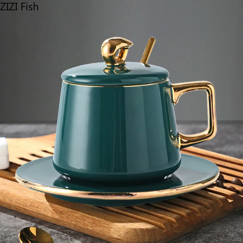 Green Golden Rim Ceramics Coffee Cup with A Spoon European Style Luxury Coffee Milk Cup Drinking Utensils
Green Golden Rim Ceramics Coffee Cup with A Spoon European Style Luxury Coffee Milk Cup Drinking Utensils