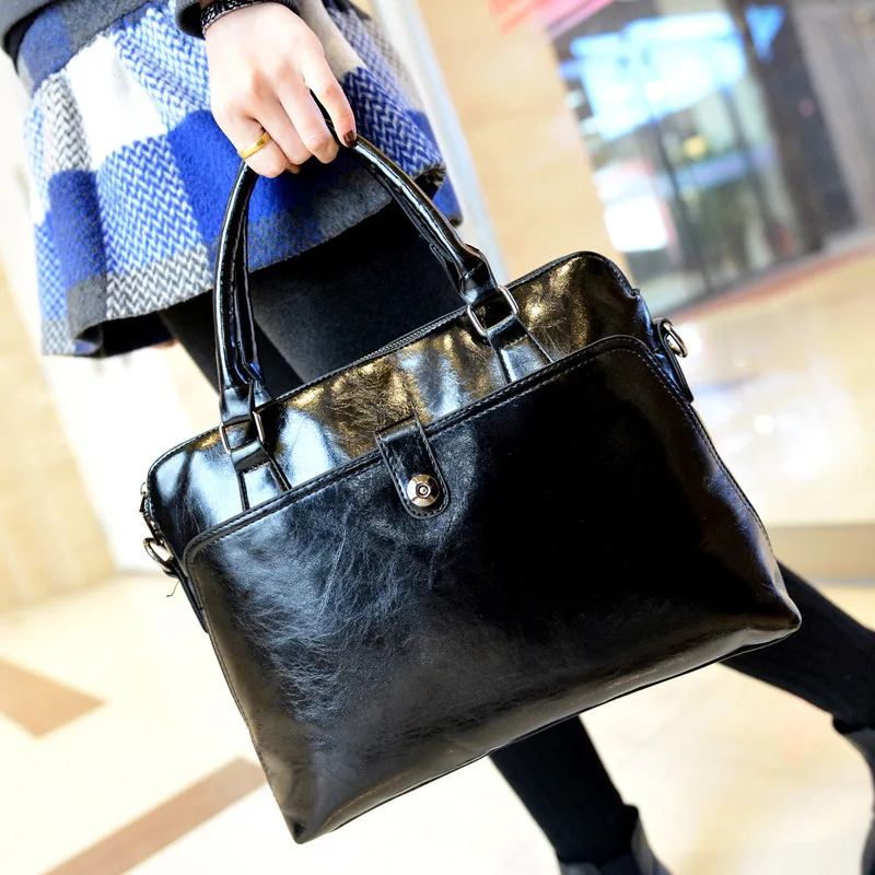 italian leather bags women handbag Leather Shoulder fashion for women winter business dedicated bolsos mujer de marca famosa
italian leather bags women handbag Leather Shoulder fashion for women winter business dedicated bolsos mujer de marca famosa