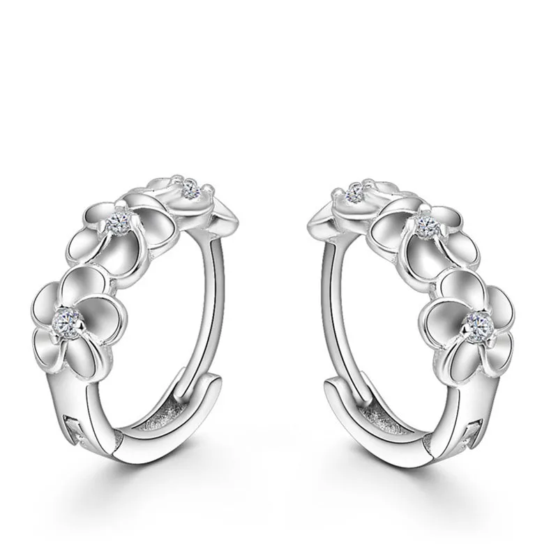 Top Sale 925 Sterling Silver Earring Woven Flowers Shape Hoop Earrings CZ Crystal Pretty Earring For Wedding Accessories
Top Sale 925 Sterling Silver Earring Woven Flowers Shape Hoop Earrings CZ Crystal Pretty Earring For Wedding Accessories