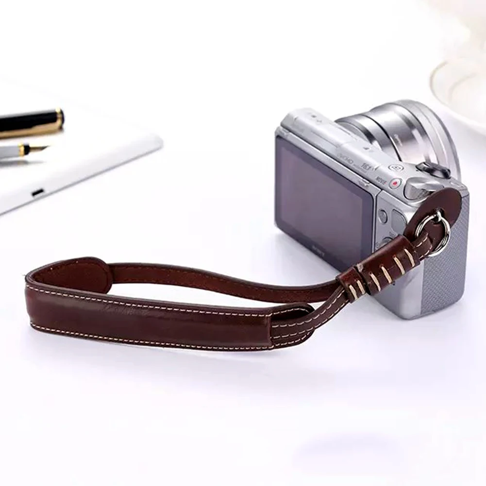 2019 new PU Leather Camera Hand Strap with Quick Release Plate Camera Strap for Canon Pentax SLR DSLR Cameras
2019 new PU Leather Camera Hand Strap with Quick Release Plate Camera Strap for Canon Pentax SLR DSLR Cameras