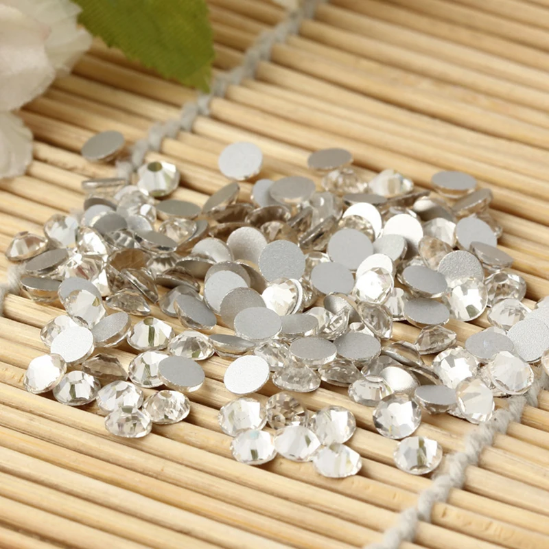 Hot Selling SS3-SS40(1.4-8mm) Clear Crystal White 3D Nail Art Decoration rhinestones Silver Flatback Rhinestones Glitter Gems
Hot Selling SS3-SS40(1.4-8mm) Clear Crystal White 3D Nail Art Decoration rhinestones Silver Flatback Rhinestones Glitter Gems