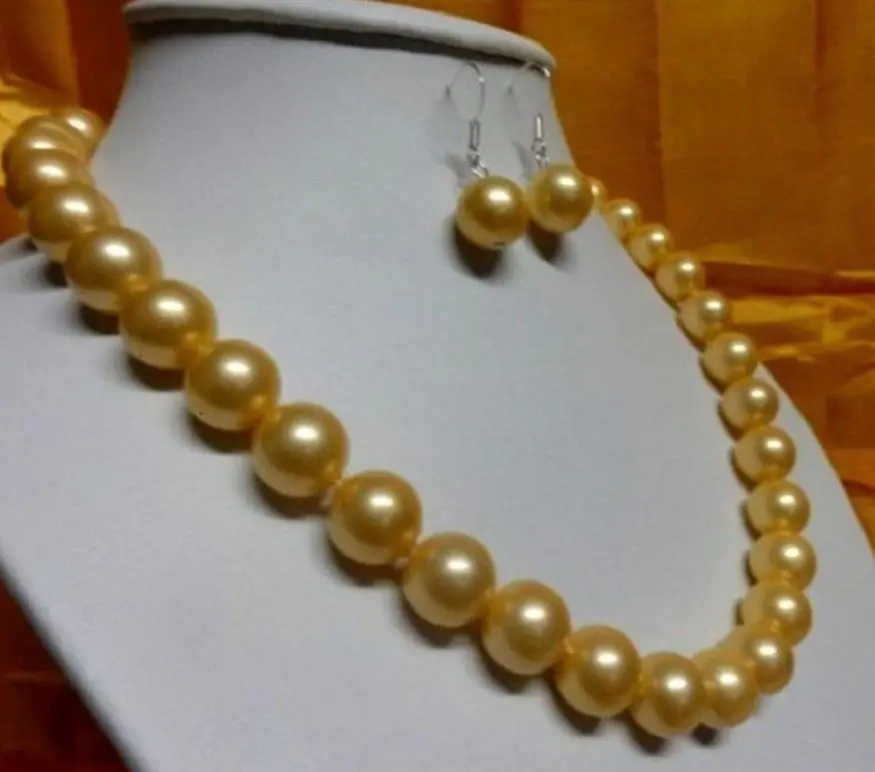 SHIPPING HOT sell new Style >>>>17"10-11mm genuine south sea gold pearl necklace 14K
SHIPPING HOT sell new Style >>>>17"10-11mm genuine south sea gold pearl necklace 14K