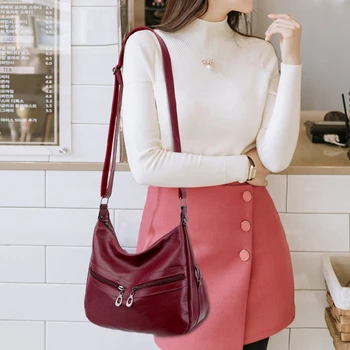 Women Leather Designer Handbags High Quality Shoulder Bags Ladies Handbags Fashion brand PU leather women bags Cosmetic bag
Women Leather Designer Handbags High Quality Shoulder Bags Ladies Handbags Fashion brand PU leather women bags Cosmetic bag