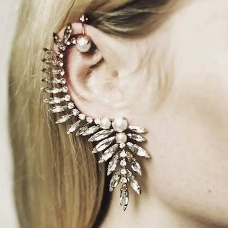Jiaoyu Punk Rhinestone Ear Cuff Earings for Women Personality Exaggerated Imitation Pearls Leaves Clip on Earrings
Jiaoyu Punk Rhinestone Ear Cuff Earings for Women Personality Exaggerated Imitation Pearls Leaves Clip on Earrings