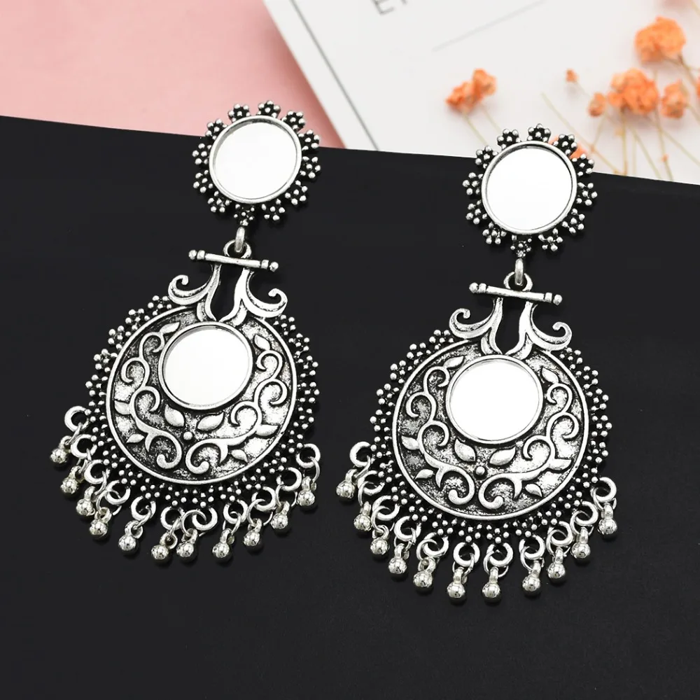 Thailand Indian Jewelry Vintage Gold Silver Bells Statement Earrings for Women Bohemia Jhumka Oorbellen Egypt Gypsy Tribal Party
Thailand Indian Jewelry Vintage Gold Silver Bells Statement Earrings for Women Bohemia Jhumka Oorbellen Egypt Gypsy Tribal Party