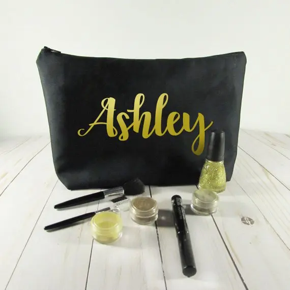 customize name wedding birthday gifts bride bridesmaid birthday Make Up makeup comestic Bags toiletry pouches party favors gifts
customize name wedding birthday gifts bride bridesmaid birthday Make Up makeup comestic Bags toiletry pouches party favors gifts