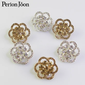 10pcs 18mm rose flowers Rhinestone Button rose flowers crystal metal button for wedding dress decoration accessories NK012
10pcs 18mm rose flowers Rhinestone Button rose flowers crystal metal button for wedding dress decoration accessories NK012