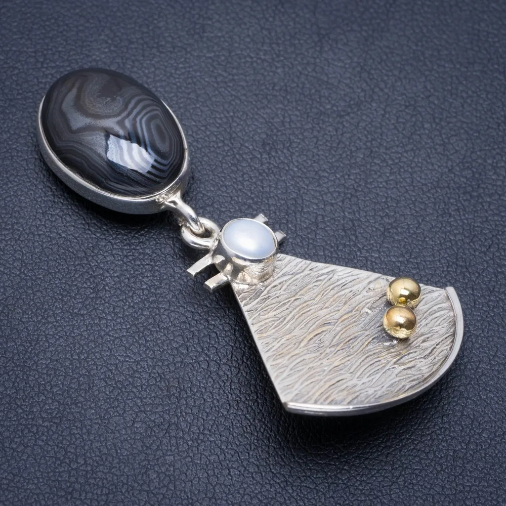 Natural Two Tones Iron Tiger Eye and River Pearl Handmade Unique 925 Sterling Silver Pendant 2" A1714
Natural Two Tones Iron Tiger Eye and River Pearl Handmade Unique 925 Sterling Silver Pendant 2" A1714