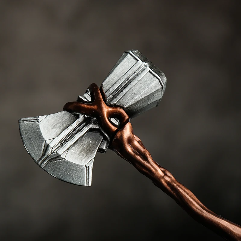 Marvel Aveng ers Hand Do Aveng Alliance logo + ThoY Hammer Axe Bright silvery Pop Collection Children Toys Exquisite Packaging
Marvel Aveng ers Hand Do Aveng Alliance logo + ThoY Hammer Axe Bright silvery Pop Collection Children Toys Exquisite Packaging