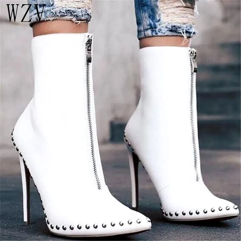 2019 Autumn Stiletto Thin High Heels Pointed Toe Leather Zipper Style Sexy Ankle Womens Boots Rivets Bota Feminina H417
2019 Autumn Stiletto Thin High Heels Pointed Toe Leather Zipper Style Sexy Ankle Womens Boots Rivets Bota Feminina H417