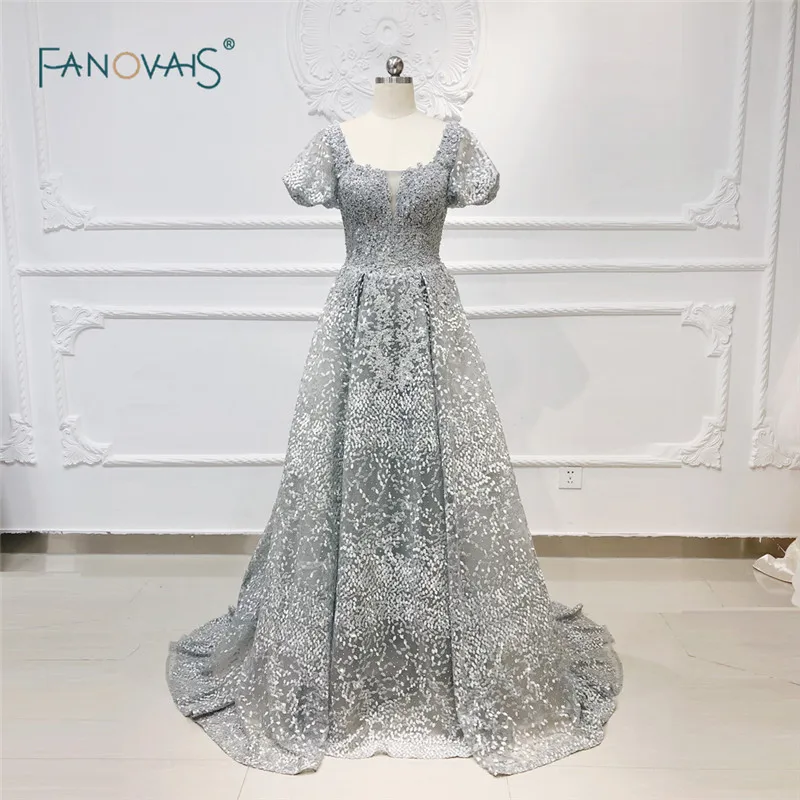 Silver Evening Dresses Long 2019 Square Neck Shiny Crystal Dress Evening Party Formal Evening Gowns Long Vestido de Noche NE51
Silver Evening Dresses Long 2019 Square Neck Shiny Crystal Dress Evening Party Formal Evening Gowns Long Vestido de Noche NE51