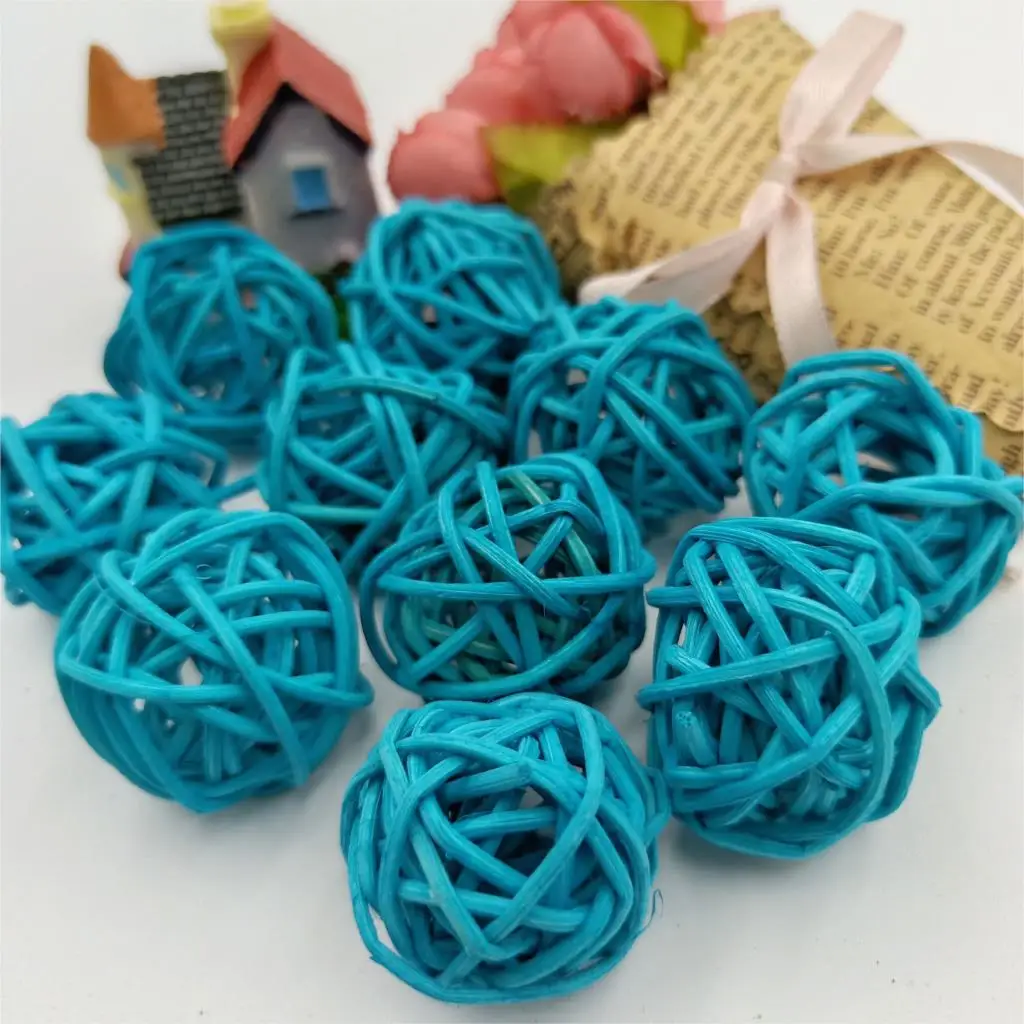 10pcs 3cm Dark Blue Rattan Ball Sepak Takraw for led Lights Garland For Hotel Bar Party/Wedding Room Decor Supplies
10pcs 3cm Dark Blue Rattan Ball Sepak Takraw for led Lights Garland For Hotel Bar Party/Wedding Room Decor Supplies