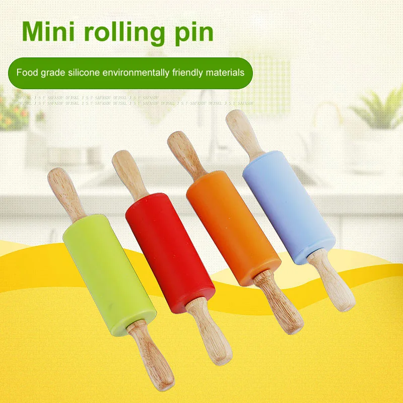 2 sizes DIY Baking Kitchen Tools Rolling Pins Wooden Handle Silicone Plastic Cake Roller Crafts Fondant Rolling Pin
2 sizes DIY Baking Kitchen Tools Rolling Pins Wooden Handle Silicone Plastic Cake Roller Crafts Fondant Rolling Pin