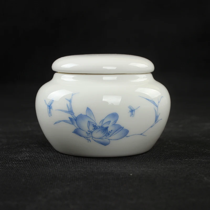 2pcs/lot Tea Spice Nuts Food Sealed Storage Bottles Jars Container Caddy Sugar Salt Storage Tank Canister Small china Ceramic 
2pcs/lot Tea Spice Nuts Food Sealed Storage Bottles Jars Container Caddy Sugar Salt Storage Tank Canister Small china Ceramic