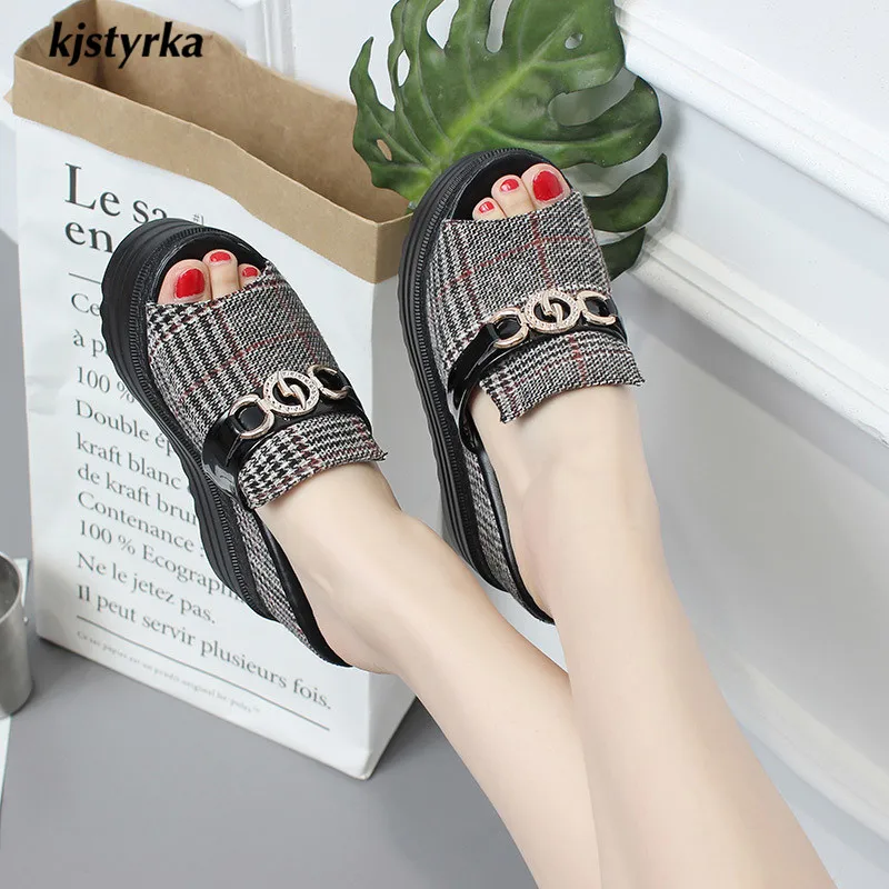 zapatos mujer2019 women slippers open toe mixed colors super high heels 12cm platform metal decoration wedges shoes for women
zapatos mujer2019 women slippers open toe mixed colors super high heels 12cm platform metal decoration wedges shoes for women