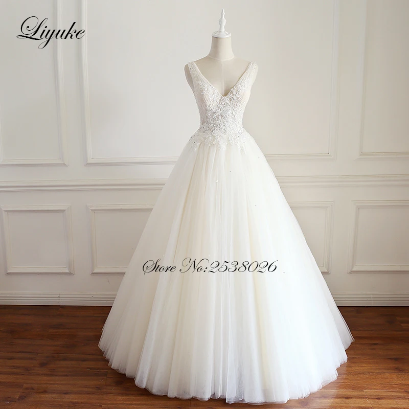 2019 Liyuke Simple Elegant Tulle A Line Wedding Dress With Deep V-Neckline Floor length vestido de noiva
2019 Liyuke Simple Elegant Tulle A Line Wedding Dress With Deep V-Neckline Floor length vestido de noiva