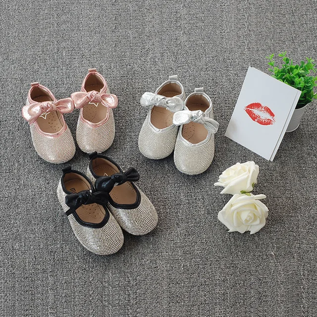 Children's shoes new spring and autumn bowknot lovely girl princess shoes fashion children's casual shoes
Children's shoes new spring and autumn bowknot lovely girl princess shoes fashion children's casual shoes
