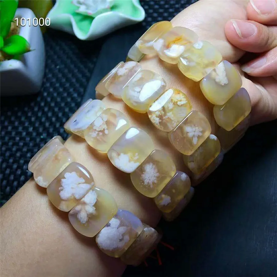 2019 Genuine Natural Cherry Agate Bangle Gemstone Crystal Rectangle Bead Stretch Bracelet Bangles For Women Femme Size 18x13mm
2019 Genuine Natural Cherry Agate Bangle Gemstone Crystal Rectangle Bead Stretch Bracelet Bangles For Women Femme Size 18x13mm