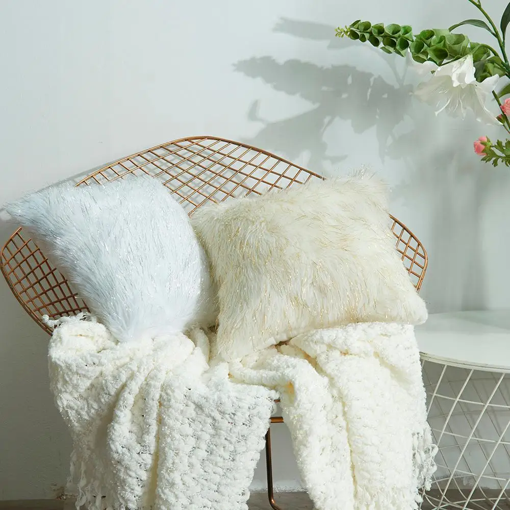 Simple Fashion gold and silver long hair Plush Pillow Cases Cafe Sofa Cushion Cover Home decorative pillowcase
Simple Fashion gold and silver long hair Plush Pillow Cases Cafe Sofa Cushion Cover Home decorative pillowcase