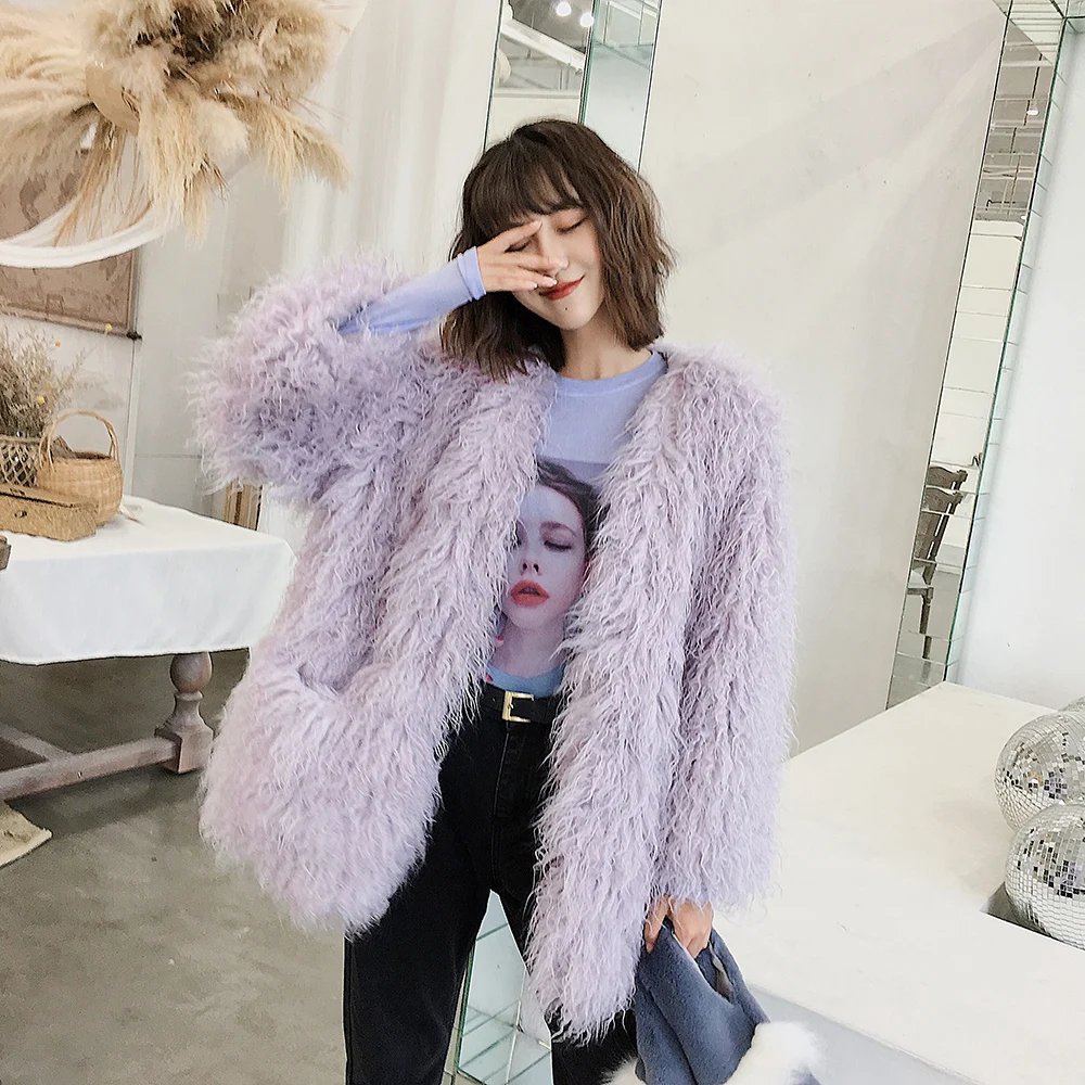 Fancy V-neck Faux Mongolia Sheep Fur Coat Floating Hair Jacket 2018 Winter Women Loose Imitation Hairy Fur Overcoat W1564
Fancy V-neck Faux Mongolia Sheep Fur Coat Floating Hair Jacket 2018 Winter Women Loose Imitation Hairy Fur Overcoat W1564