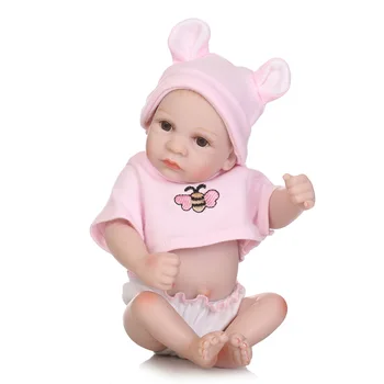 bebe reborn all silicone Vinyl Simulation Dolls Handmade Reborn Baby Cotton Toy Toddler Soft Dolls Toys for Kid
bebe reborn all silicone Vinyl Simulation Dolls Handmade Reborn Baby Cotton Toy Toddler Soft Dolls Toys for Kid