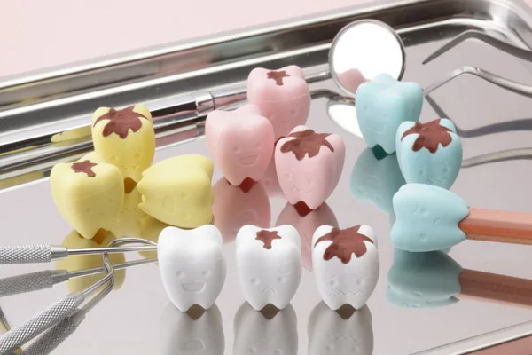 60Pcs Dental Eraser Creative Teeth Type Gift Pencil Eraser Dental Clinic for Dentist Lab Stationery Tooth Model Eraser
60Pcs Dental Eraser Creative Teeth Type Gift Pencil Eraser Dental Clinic for Dentist Lab Stationery Tooth Model Eraser