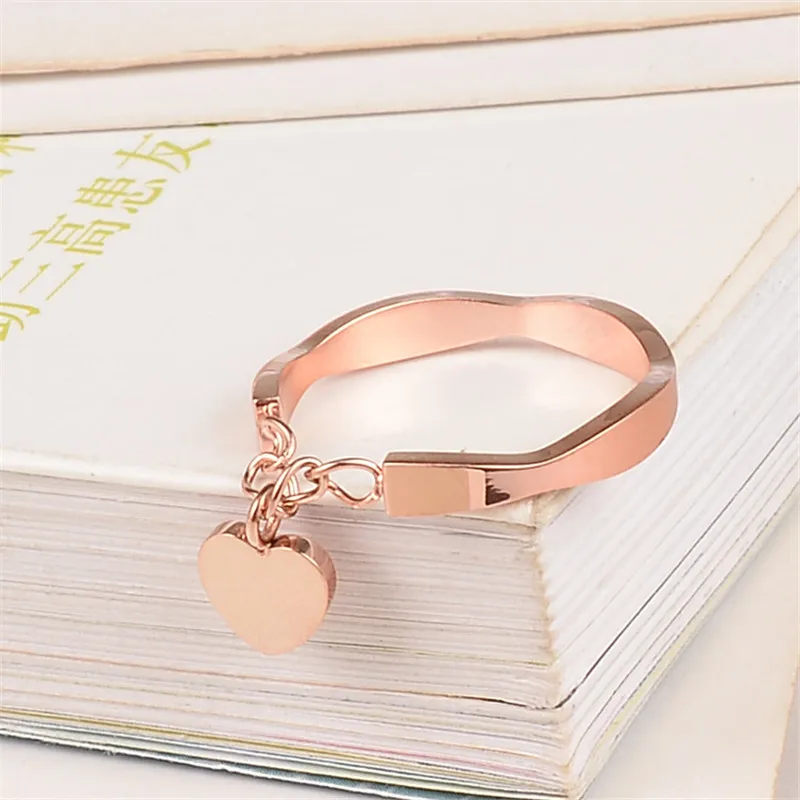 Martick Woman Love Heart Wavy Rings Rose Gold Color 316L Stainless Steel Rings For Woman Party Rings R41
Martick Woman Love Heart Wavy Rings Rose Gold Color 316L Stainless Steel Rings For Woman Party Rings R41
