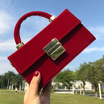 Corduroy Square Box Bags Women Solid Color Bridal Bag Fashion Ladies Handbag Elegant Banquet Purse Flap Bags New 2019 luxury Sac
Corduroy Square Box Bags Women Solid Color Bridal Bag Fashion Ladies Handbag Elegant Banquet Purse Flap Bags New 2019 luxury Sac