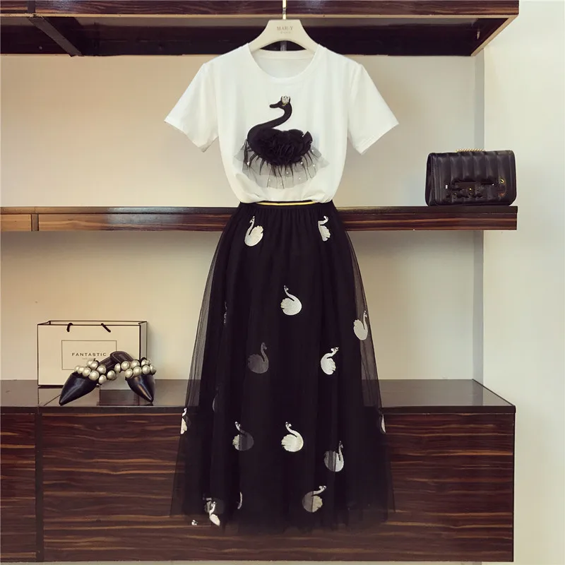 limiguyue summer women 2 piece set appliques beading embroidery swan Tshirt mesh skirt suit cotton top tulle skirt setT437
limiguyue summer women 2 piece set appliques beading embroidery swan Tshirt mesh skirt suit cotton top tulle skirt setT437