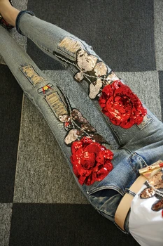 European Style Women Spring/summer Fashion Jeans Female Student High-end Red Roses Sequins Torn Leisure Pencil Denim Trousers
European Style Women Spring/summer Fashion Jeans Female Student High-end Red Roses Sequins Torn Leisure Pencil Denim Trousers