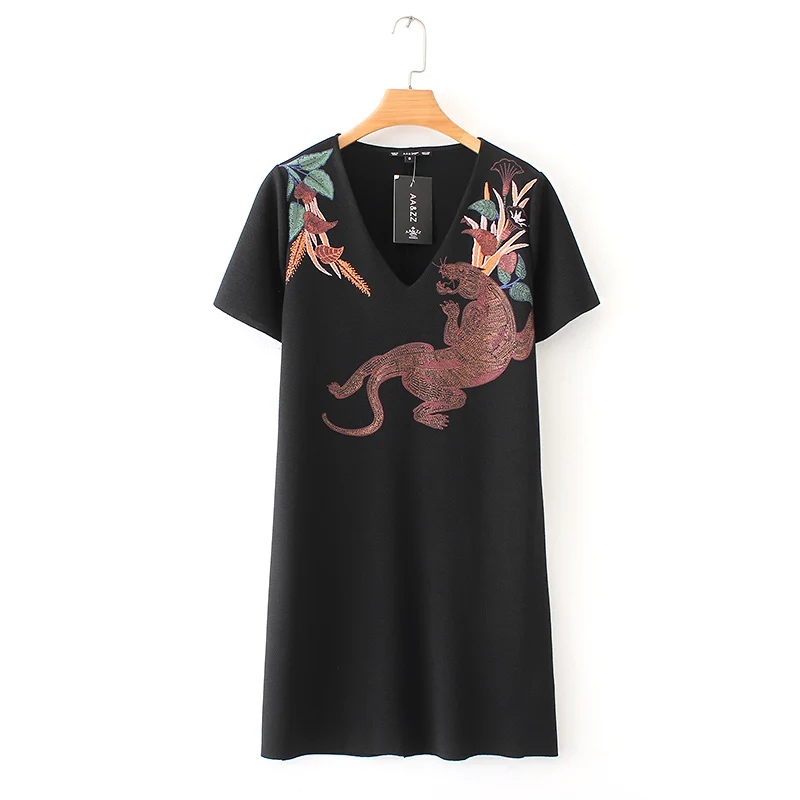 Women Short Sleeve Animal Flower Adhesive Printing Dress V neck Lady Party Casual Black Straight Stretch Dress vestidos
Women Short Sleeve Animal Flower Adhesive Printing Dress V neck Lady Party Casual Black Straight Stretch Dress vestidos
