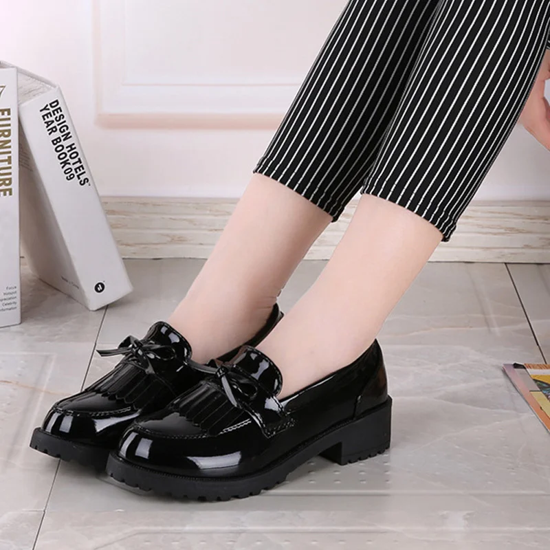 Women Oxfords Shoes 2019 New Spring Autumn Bow-tie Tassel Pu Leather Flat Shoes Ladies Slip On Shoes Female Casual Footwear
Women Oxfords Shoes 2019 New Spring Autumn Bow-tie Tassel Pu Leather Flat Shoes Ladies Slip On Shoes Female Casual Footwear