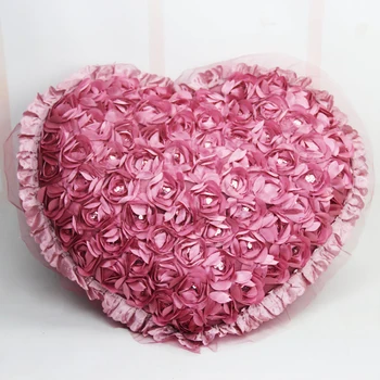 Purple Rose heart-shaped pillow Home Furnishing decoration The soft cushion Plush cushion.
Purple Rose heart-shaped pillow Home Furnishing decoration The soft cushion Plush cushion.