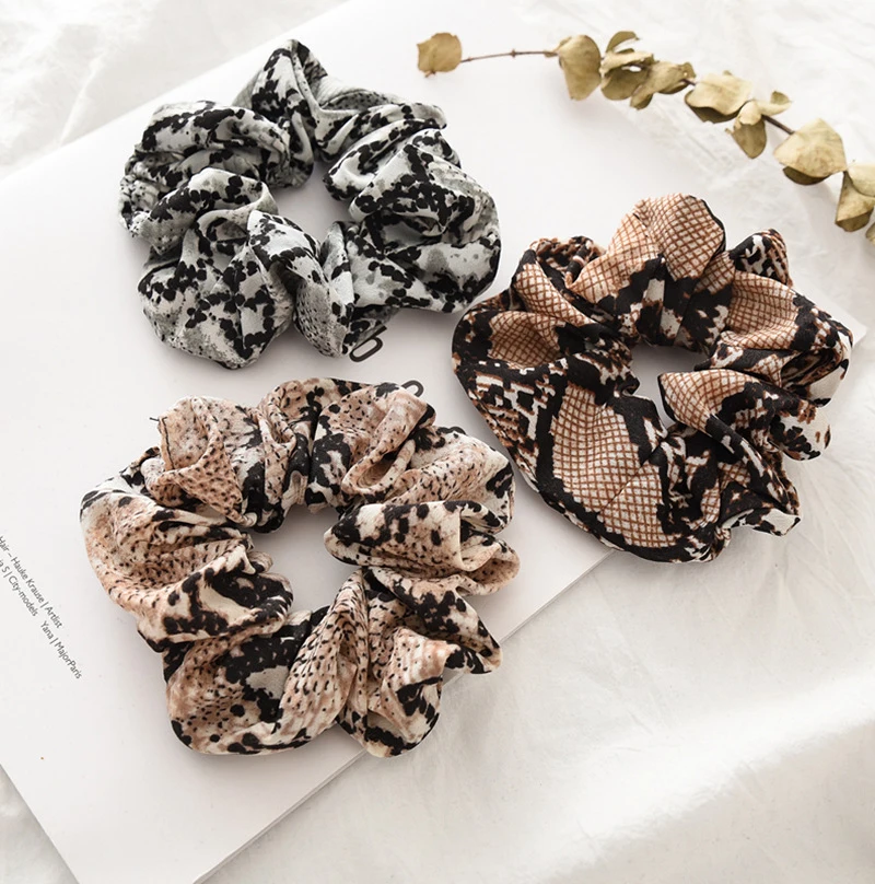 Snake Print Hair Scrunchies Women Hair Ties Elastic Hair Bands Girls Headwear Ponytail Holder Vintage Scrunchy Hair Accessories
Snake Print Hair Scrunchies Women Hair Ties Elastic Hair Bands Girls Headwear Ponytail Holder Vintage Scrunchy Hair Accessories