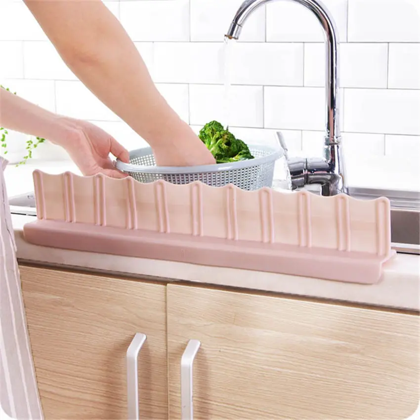 

Hot sale Home Suction Cup Sink Flap Water Barrier Oil-proof Splashproof Baffle Repeatable kitchen tools Wash Basin Baffle